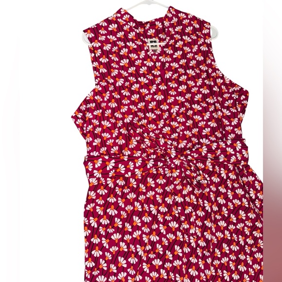 Women’s—Anne Klein Bright Magenta Sleeveless V-Neck Belted Maxi Dress. Size XL. - Picture 5 of 16